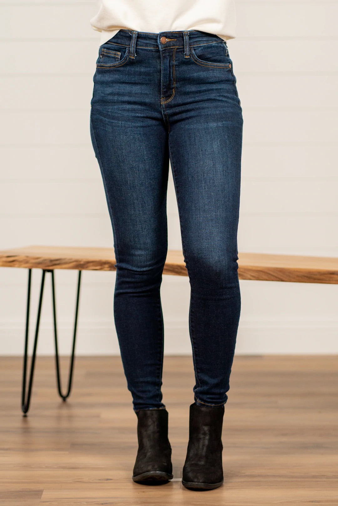 Judy Blue Skinny Mid Rise Jeans